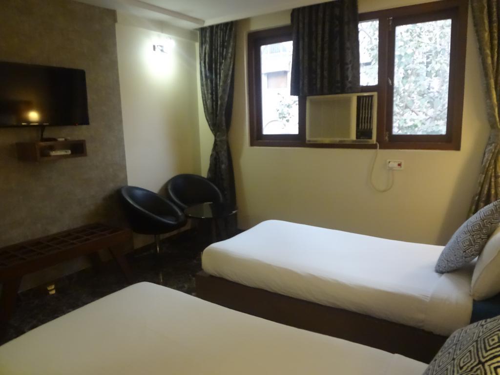 Hotel Sapna Mumbai Exterior foto
