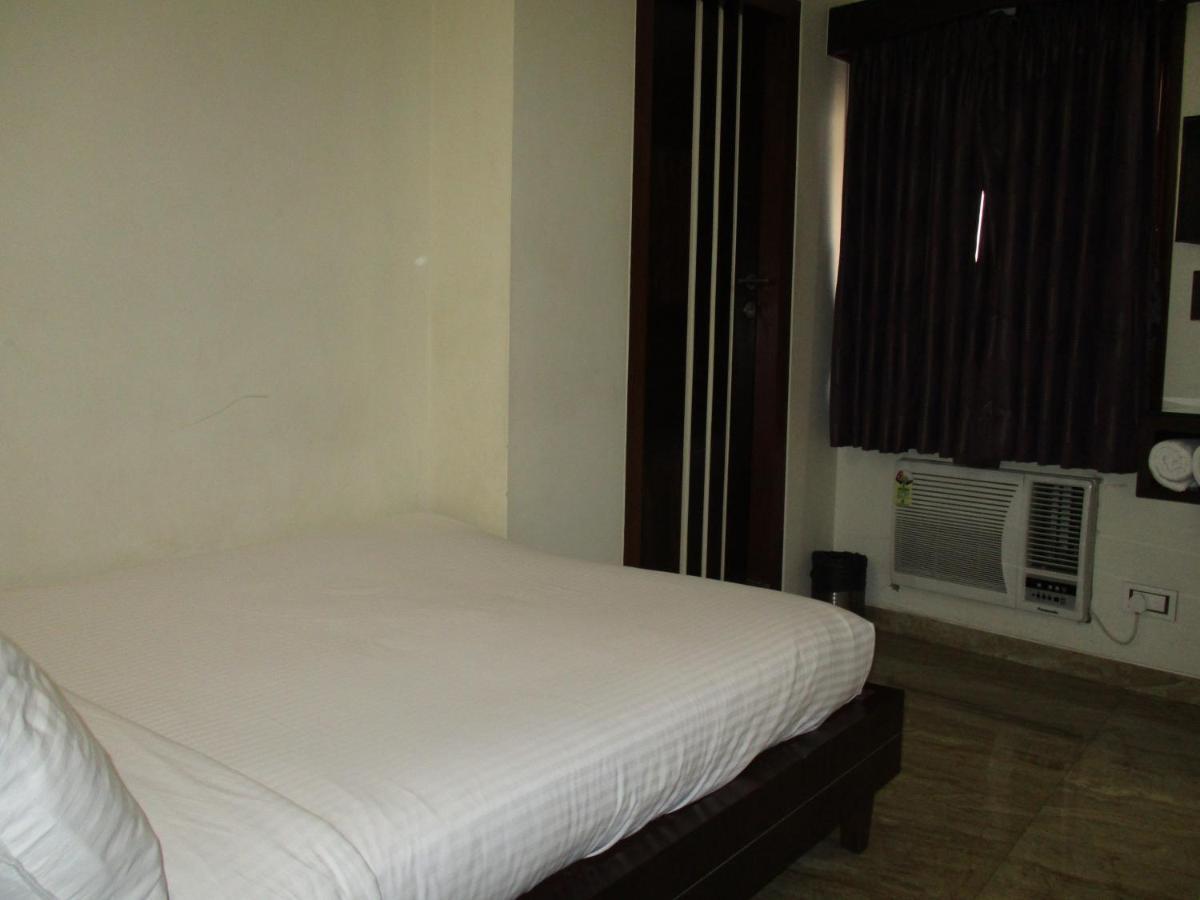Hotel Sapna Mumbai Exterior foto